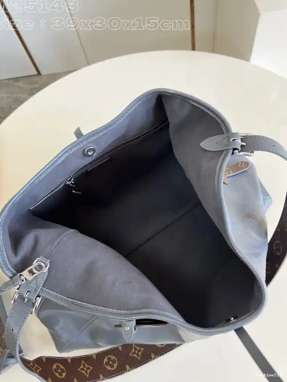 LOUIS VUITTON 39 x MM- x CarryAll 15cm 30 0402